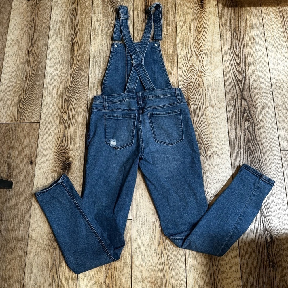 Harper blue jean denim distressed overalls, button up, pockets, straight leg, M. - Picture 8 of 14